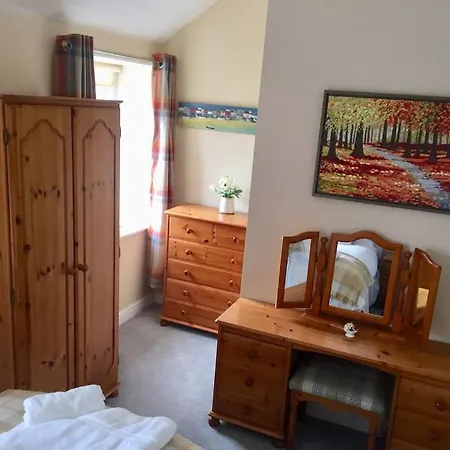 Middle - Delightful Situated In The Grounds Of Hall, Near Filey, * Hunmanby