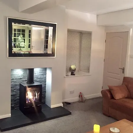 Middle - Delightful Situated In The Grounds Of Hall, Near Filey, Tatil Evi